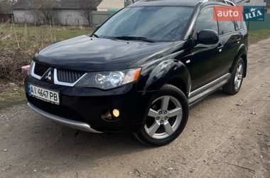 Позашляховик / Кросовер Mitsubishi Outlander XL 2008 в Броварах