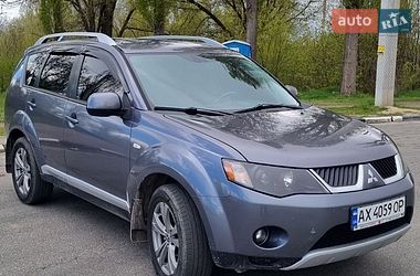 Позашляховик / Кросовер Mitsubishi Outlander XL 2008 в Харкові