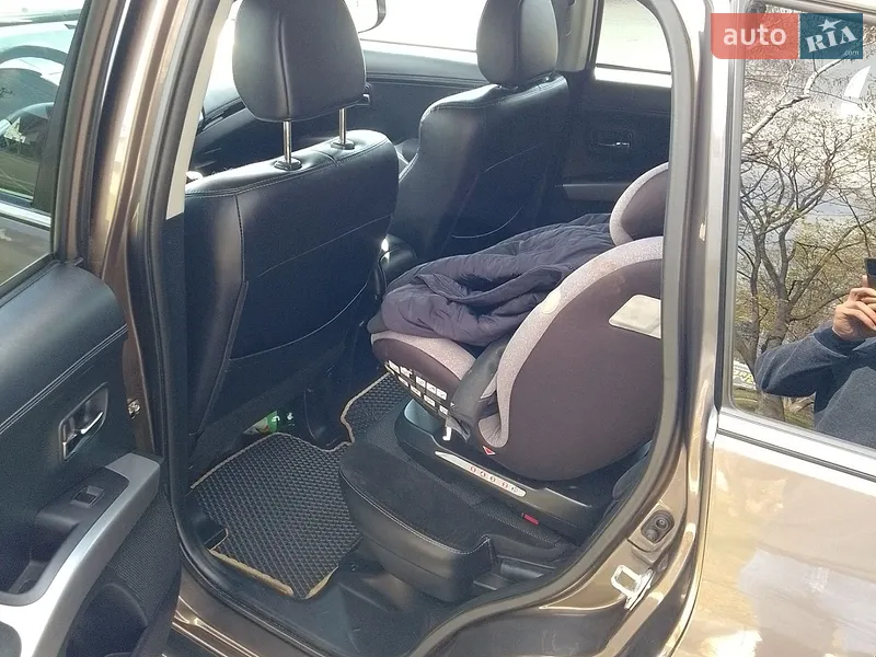 MITSUBISHI OUTLANDER 2012 VIN JMBXJCW1WCF008999 фото оголошення 39 з 82