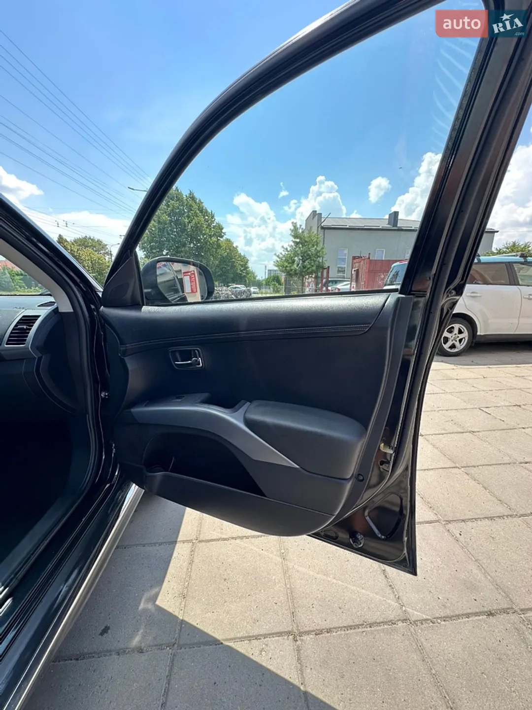 2012 Mitsubishi Outlander - мініатюра 35