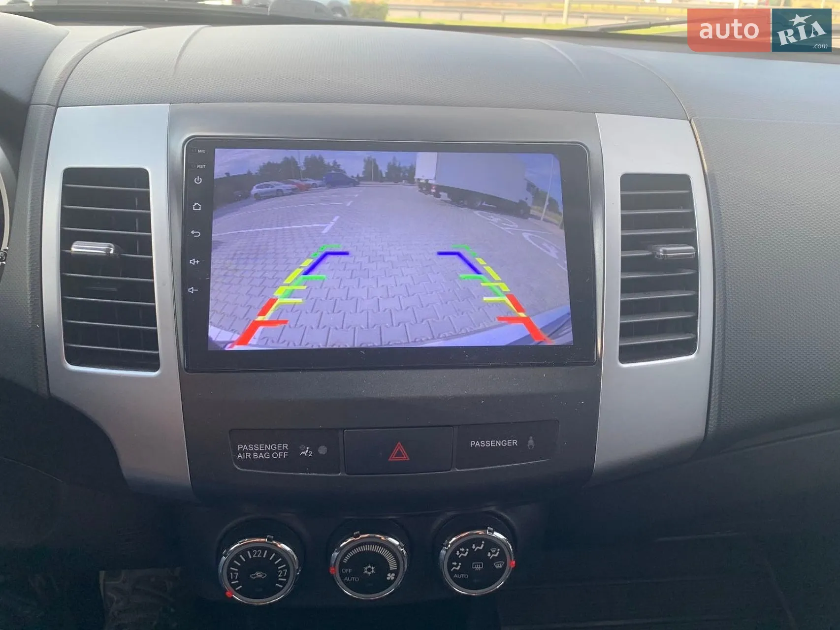 2012 Mitsubishi Outlander - мініатюра 9