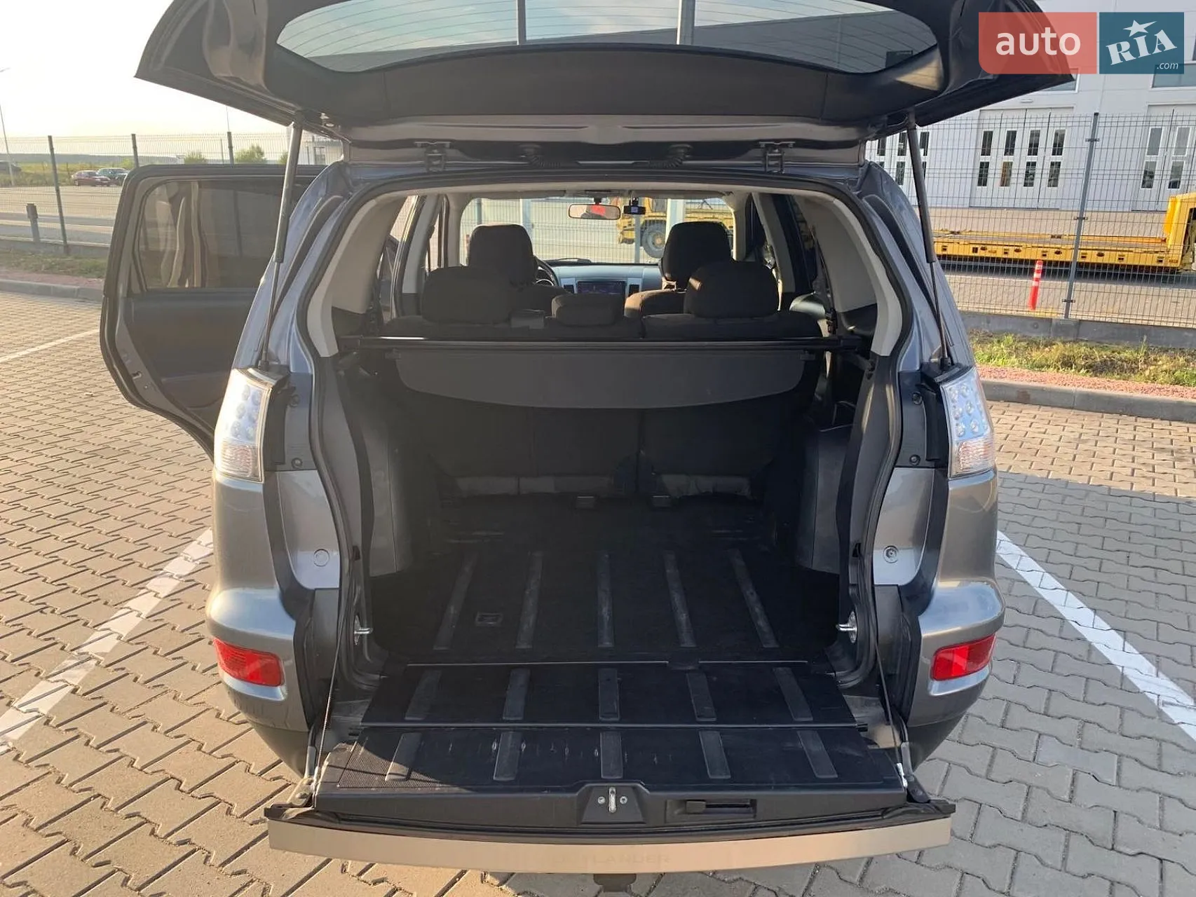 2012 Mitsubishi Outlander - мініатюра 8