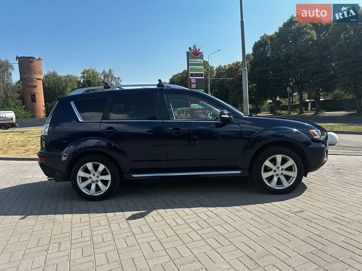 2010 Mitsubishi Outlander - мініатюра 10