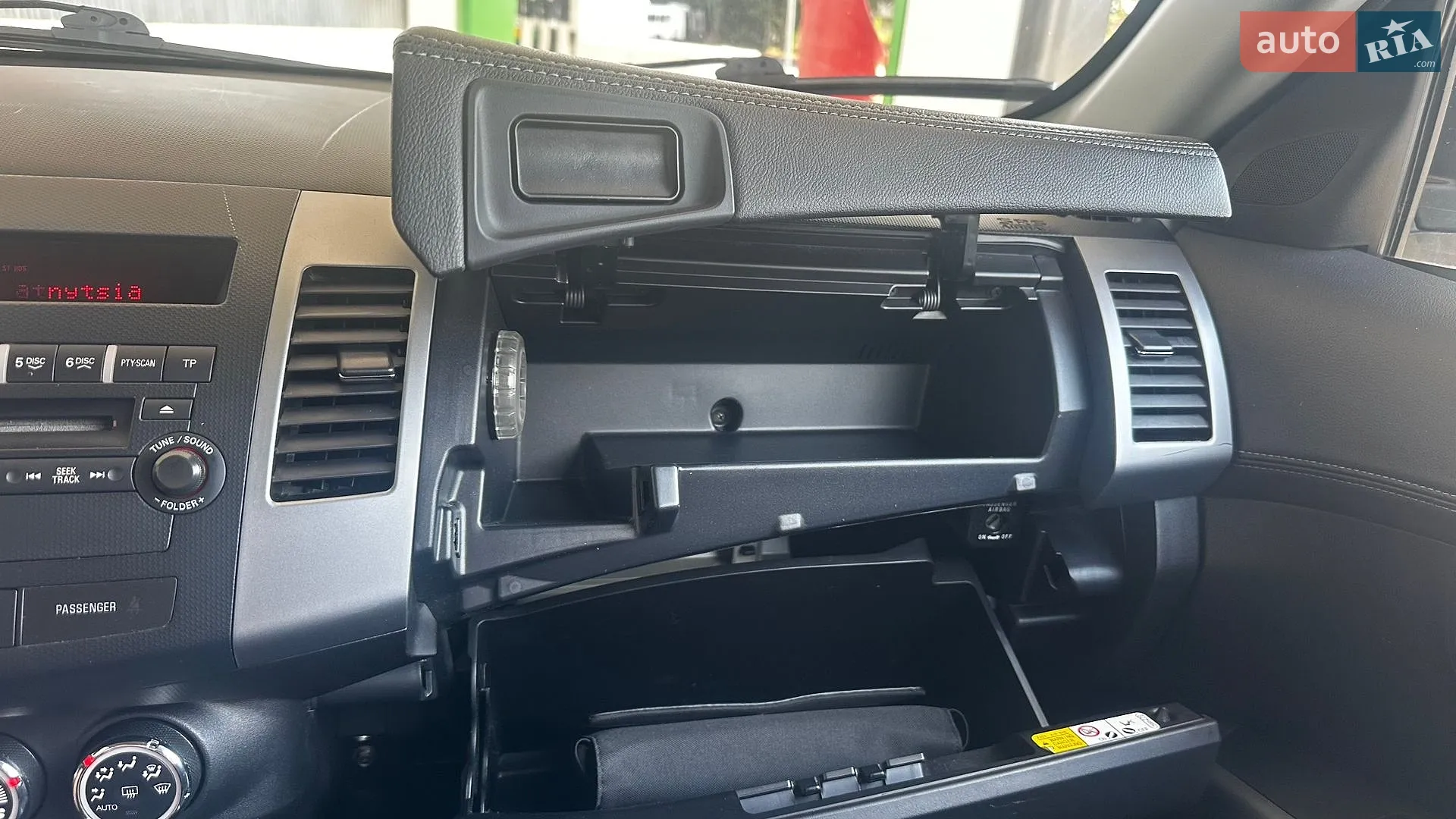 2010 Mitsubishi Outlander - мініатюра 40