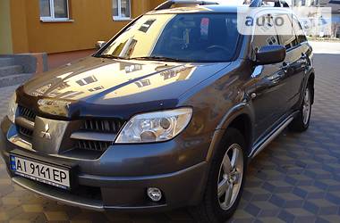 Внедорожник / Кроссовер Mitsubishi Outlander 2005 в Киеве