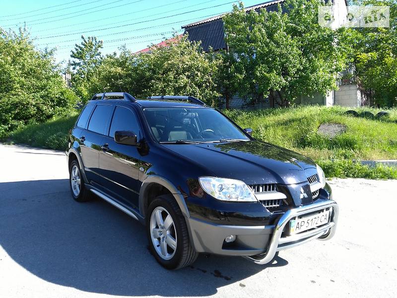 Внедорожник / Кроссовер Mitsubishi Outlander 2005 в Запорожье