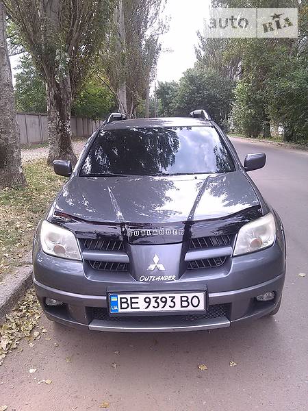 Внедорожник / Кроссовер Mitsubishi Outlander 2005 в Николаеве