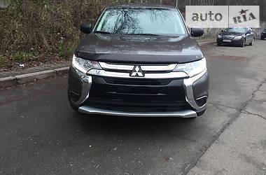 Mitsubishi Outlander 2016