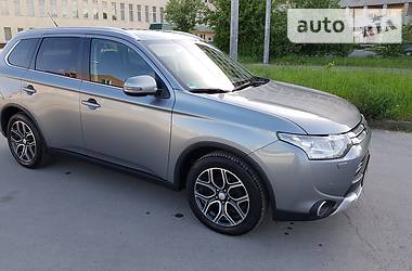 Внедорожник / Кроссовер Mitsubishi Outlander 2014 в Тернополе