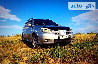 Внедорожник / Кроссовер Mitsubishi Outlander 2005 в Иршаве