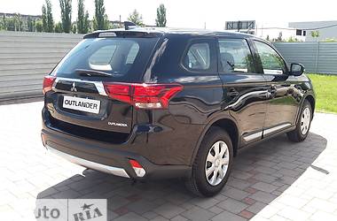 Внедорожник / Кроссовер Mitsubishi Outlander 2017 в Кривом Роге