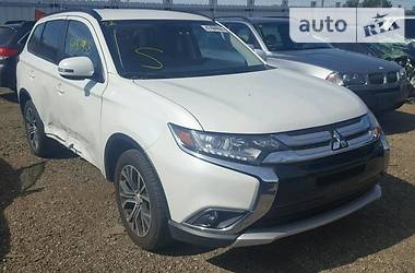 Mitsubishi Outlander 2016