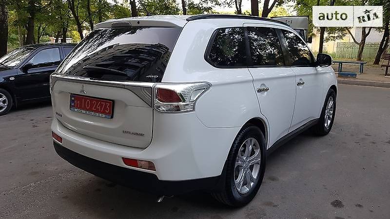 Позашляховик / Кросовер Mitsubishi Outlander 2012 в Харкові фото 12 Позашляховик / Кросовер Mitsubishi Outlander 2012 в Харкові