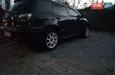 Внедорожник / Кроссовер Mitsubishi Outlander 2005 в 