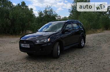 Mitsubishi Outlander 2010