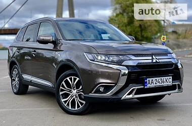 Mitsubishi Outlander 2018