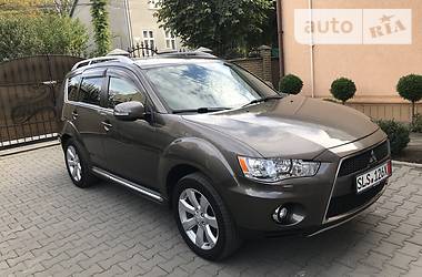 Mitsubishi Outlander 2011