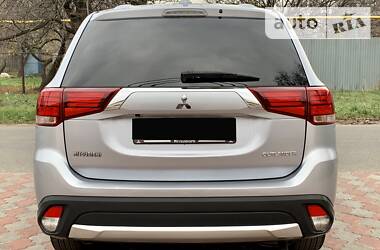 Внедорожник / Кроссовер Mitsubishi Outlander 2018 в Одессе