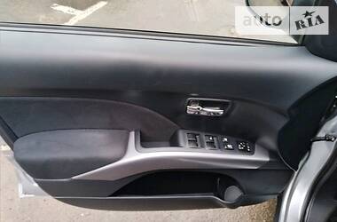 Позашляховик / Кросовер Mitsubishi Outlander 2007 в 