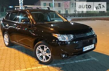 Mitsubishi Outlander 2014