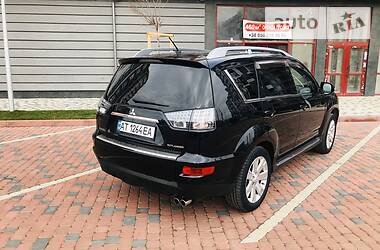 Позашляховик / Кросовер Mitsubishi Outlander 2010 в 