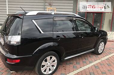 Позашляховик / Кросовер Mitsubishi Outlander 2010 в 