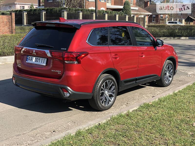 Позашляховик / Кросовер Mitsubishi Outlander 2017 в Києві фото 7 Позашляховик / Кросовер Mitsubishi Outlander 2017 в Києві