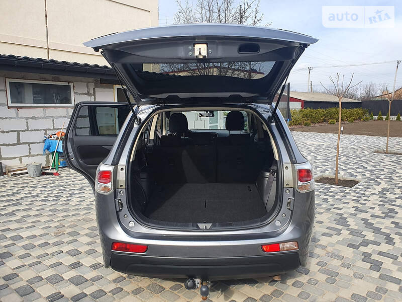 Позашляховик / Кросовер Mitsubishi Outlander 2013 в Кропивницькому