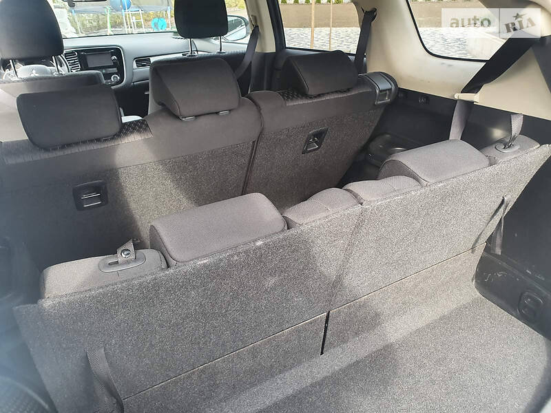 Позашляховик / Кросовер Mitsubishi Outlander 2013 в Кропивницькому