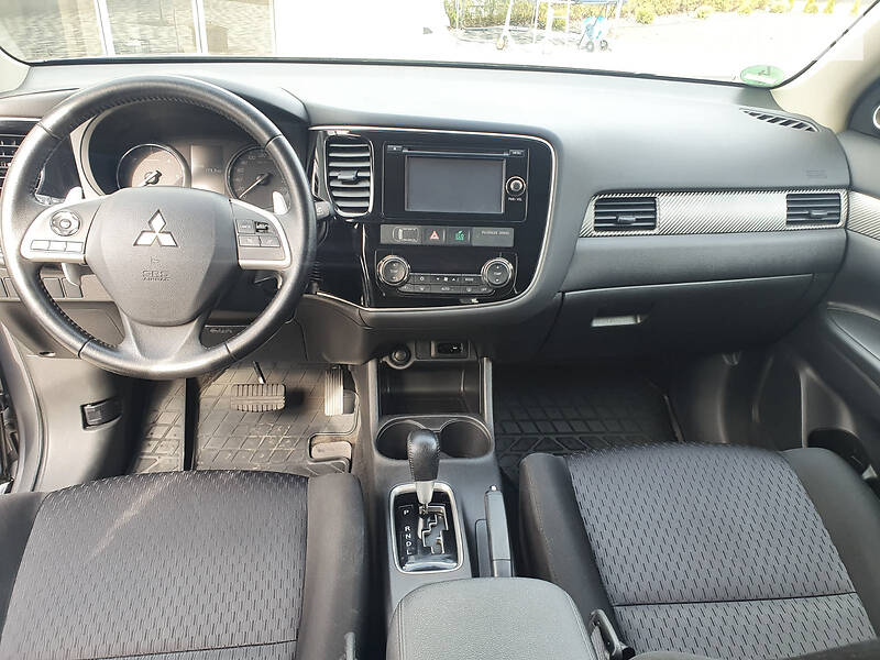 Позашляховик / Кросовер Mitsubishi Outlander 2013 в Кропивницькому