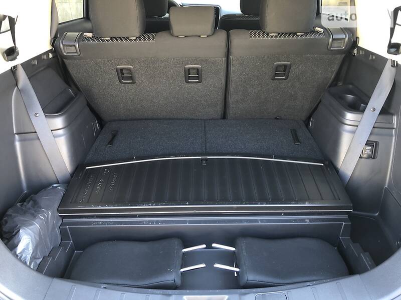 Позашляховик / Кросовер Mitsubishi Outlander 2018 в Вознесенську фото 17 Позашляховик / Кросовер Mitsubishi Outlander 2018 в Вознесенську