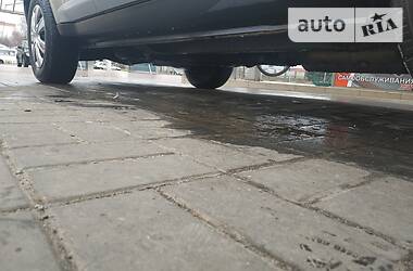 Позашляховик / Кросовер Mitsubishi Outlander 2009 в 