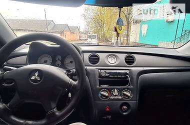 Позашляховик / Кросовер Mitsubishi Outlander 2005 в 