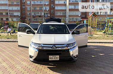 Внедорожник / Кроссовер Mitsubishi Outlander 2018 в Чорткове