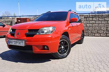 Позашляховик / Кросовер Mitsubishi Outlander 2004 в 