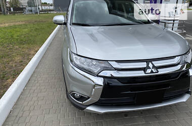 Внедорожник / Кроссовер Mitsubishi Outlander 2018 в Одессе