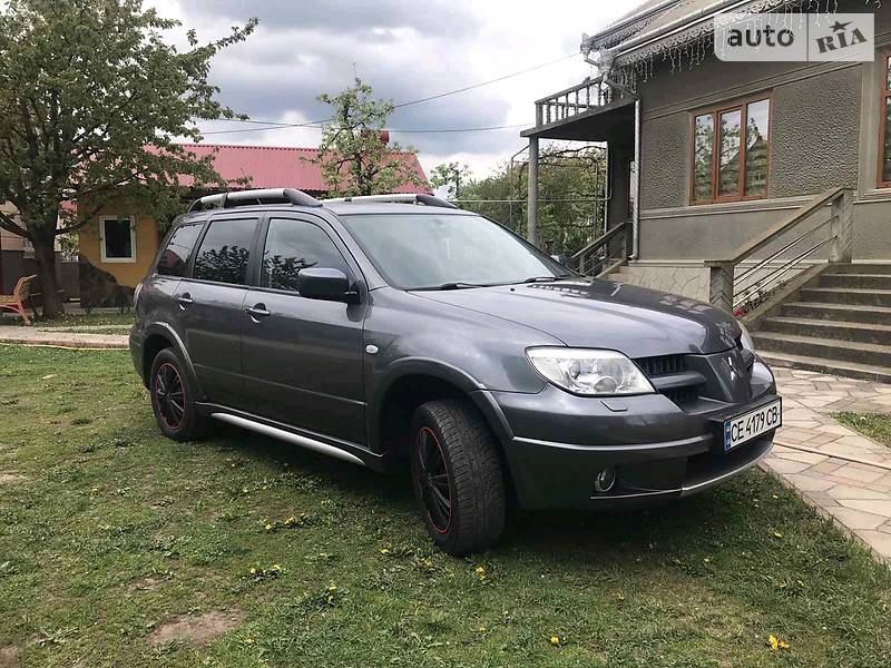Позашляховик / Кросовер Mitsubishi Outlander 2006 в Чернівцях