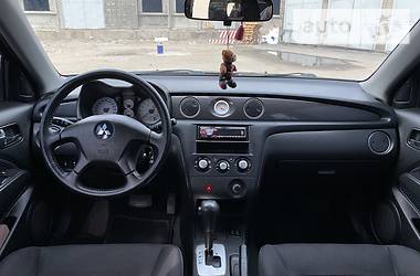 Позашляховик / Кросовер Mitsubishi Outlander 2007 в 