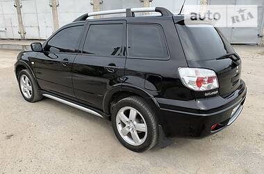 Позашляховик / Кросовер Mitsubishi Outlander 2007 в 