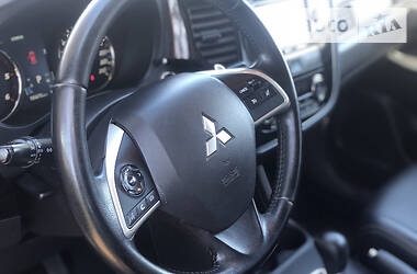 Позашляховик / Кросовер Mitsubishi Outlander 2013 в Дрогобичі