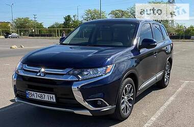 Mitsubishi Outlander 2017