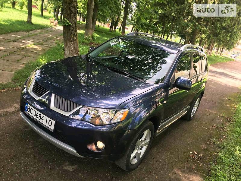 Позашляховик / Кросовер Mitsubishi Outlander 2007 в Калуші