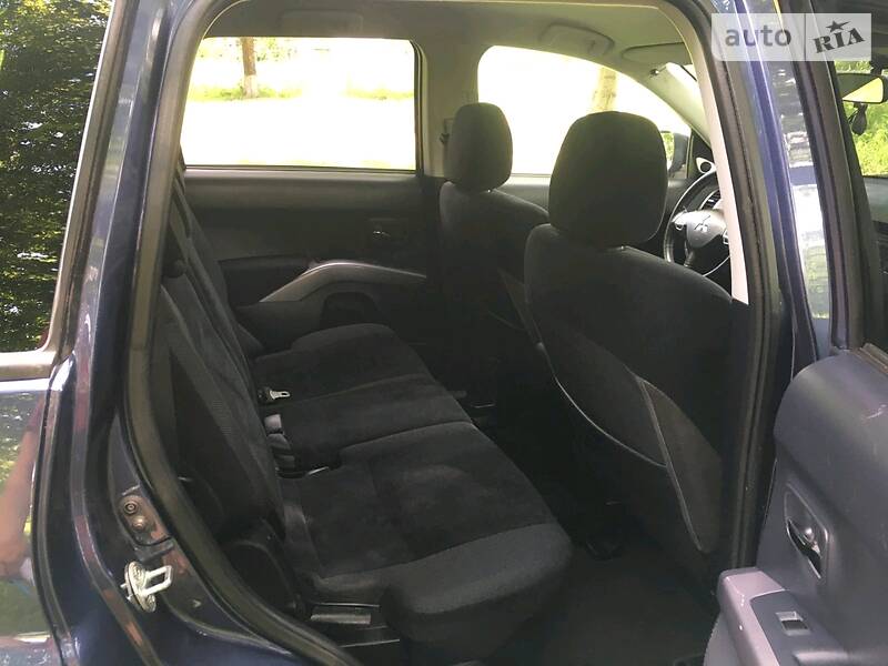 Позашляховик / Кросовер Mitsubishi Outlander 2007 в Калуші