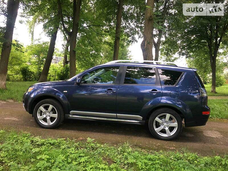 Позашляховик / Кросовер Mitsubishi Outlander 2007 в Калуші