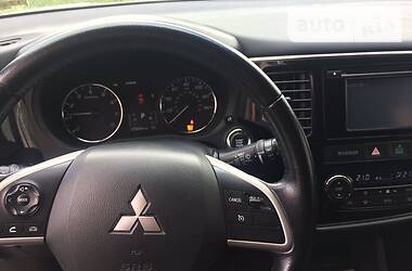 Внедорожник / Кроссовер Mitsubishi Outlander 2013 в Самборе