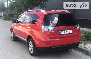 Позашляховик / Кросовер Mitsubishi Outlander 2007 в 