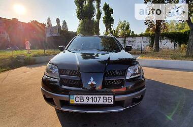 Универсал Mitsubishi Outlander 2004 в Киеве