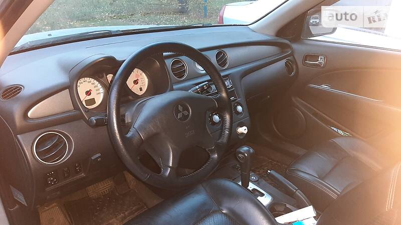 Позашляховик / Кросовер Mitsubishi Outlander 2006 в Кременчуці