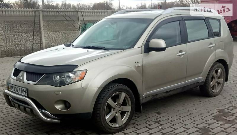 Mitsubishi Outlander 3.0 V6