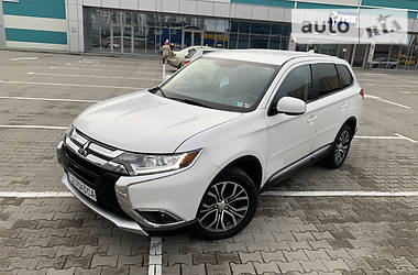 Mitsubishi Outlander 2018